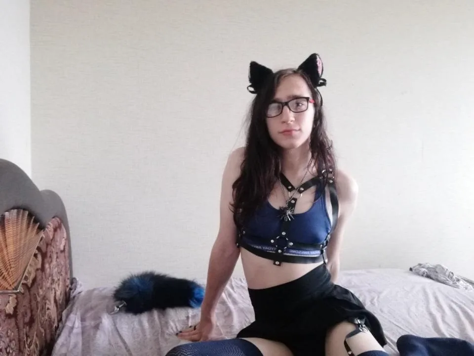 Camgirl MiraLind en live webcam amateur sur Mustvideos