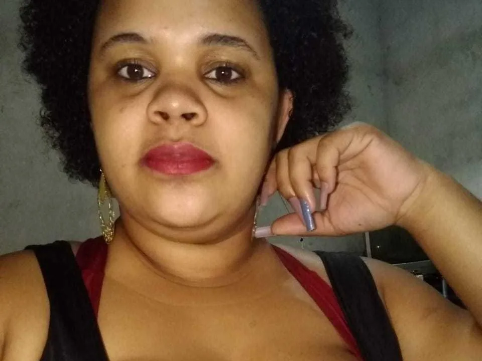 Camgirl Beet en live webcam amateur sur Mustvideos