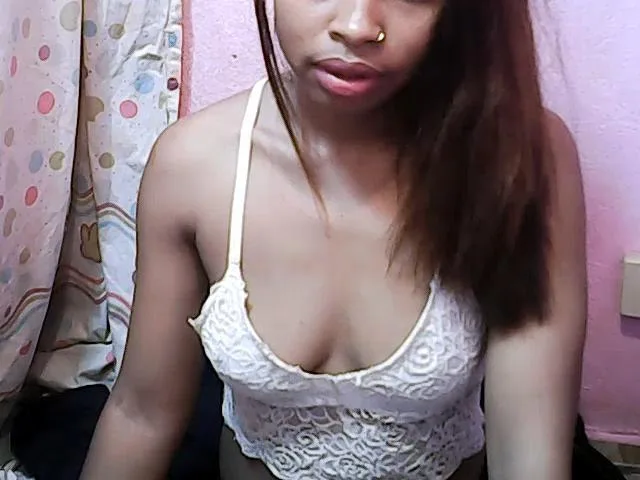 Camgirl Tifanyxx en live webcam amateur