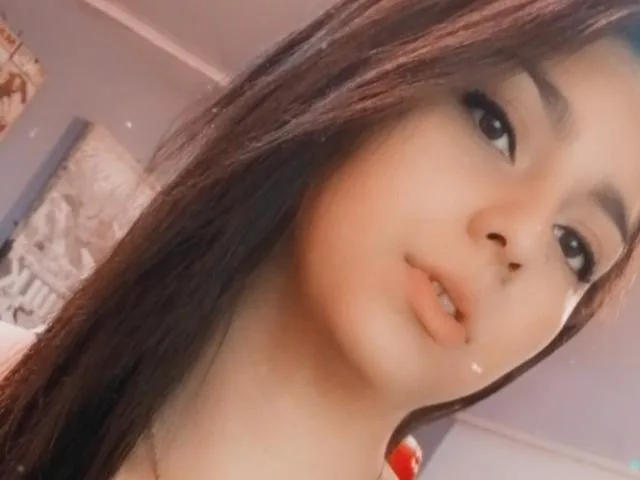 Camgirl HibbyShaw en live webcam amateur