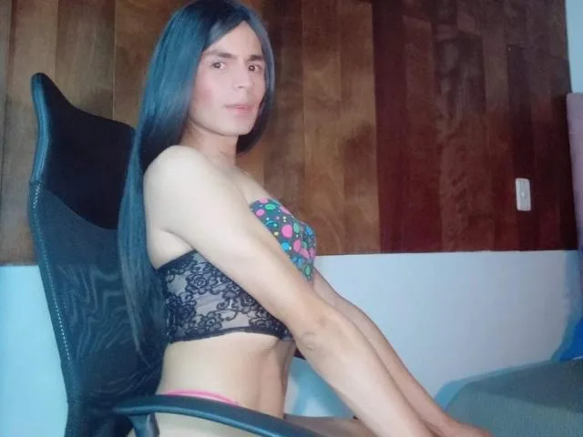 Camgirl SofiaVelasquez en live webcam amateur