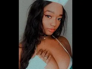 Camgirl SashaPalmer en live webcam amateur sur Mustvideos
