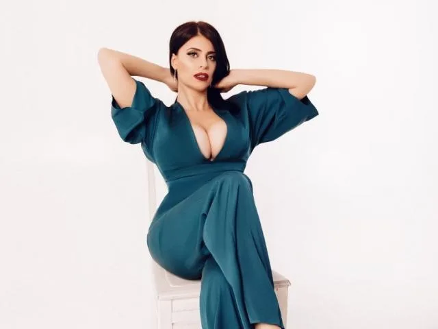 Camgirl HollySpring en live webcam amateur