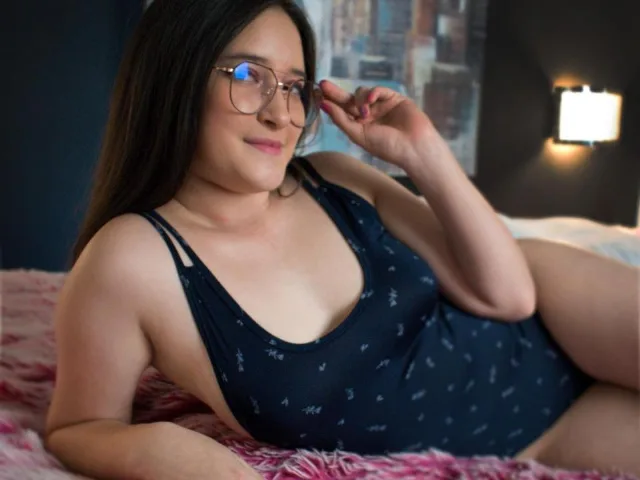 Camgirl LorenStonne en live webcam amateur