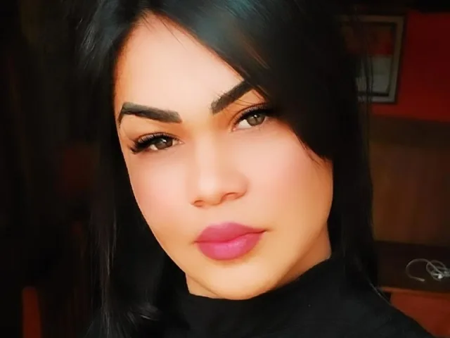 Camgirl CaraMara en live webcam amateur