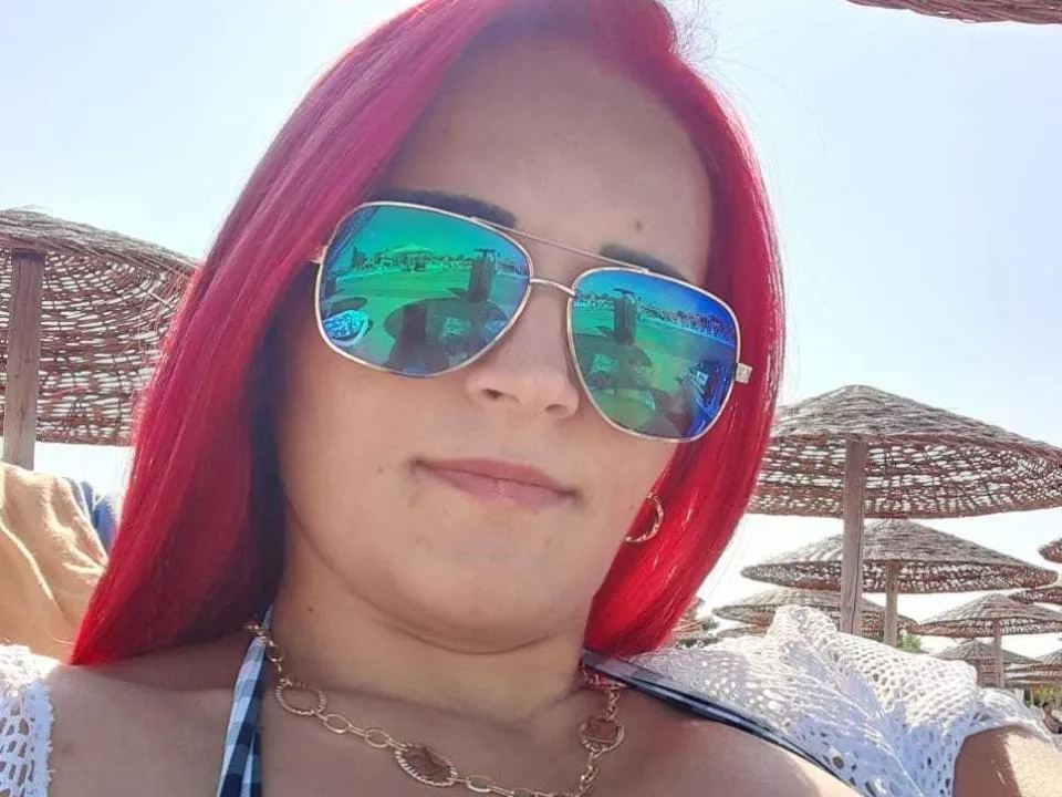 Camgirl DymondSex en live webcam amateur sur Mustvideos