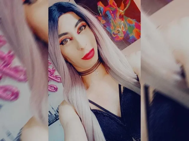 Camgirl KaroldDoll en live webcam amateur