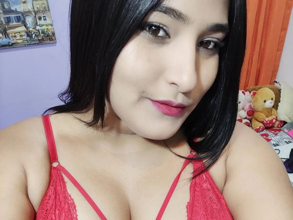 Camgirl AndromedaAndSol en live webcam amateur sur Mustvideos