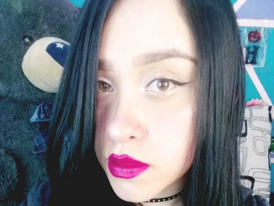 Camgirl SwetNatyHot en live webcam amateur sur Mustvideos
