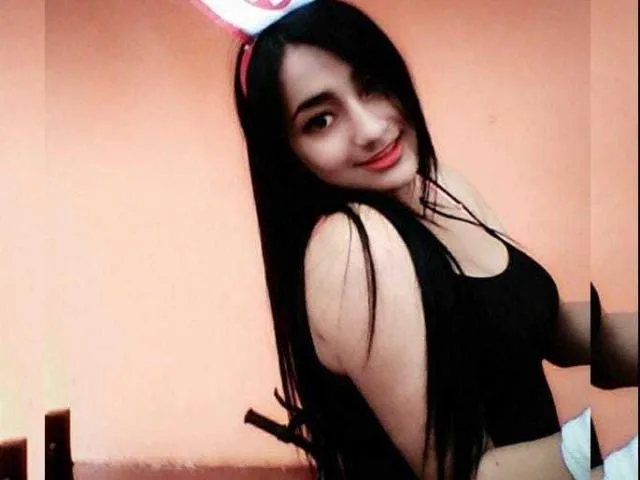 Camgirl BunnySoHot en live webcam amateur