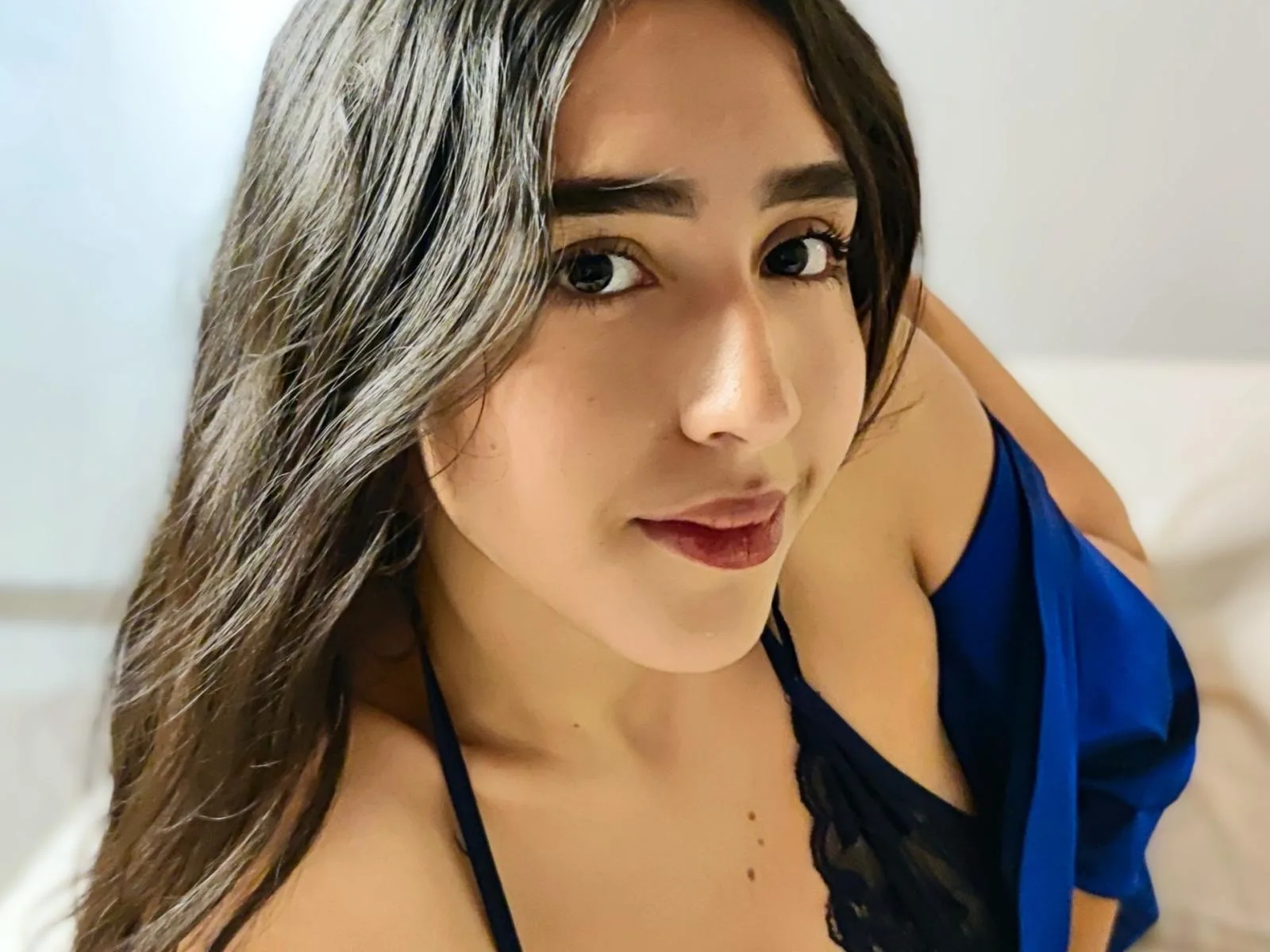 Camgirl HotFantase en live webcam amateur sur Mustvideos