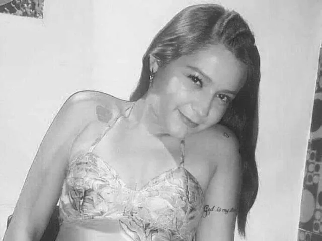 Camgirl JuliaOmsy en live webcam amateur