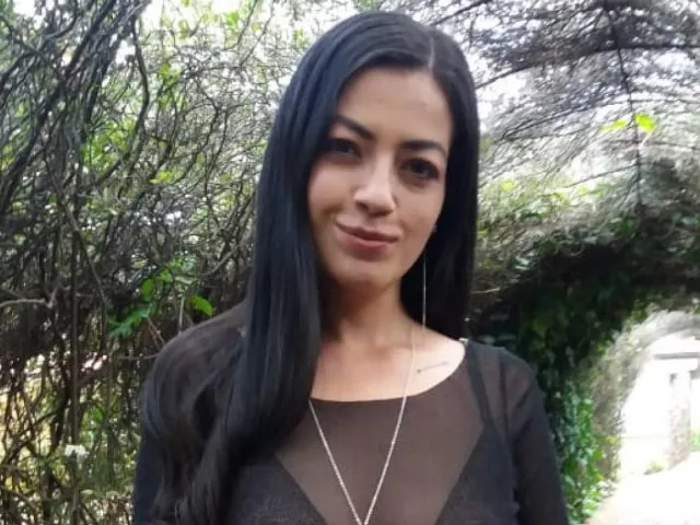 Camgirl ZoieDerek en live webcam amateur
