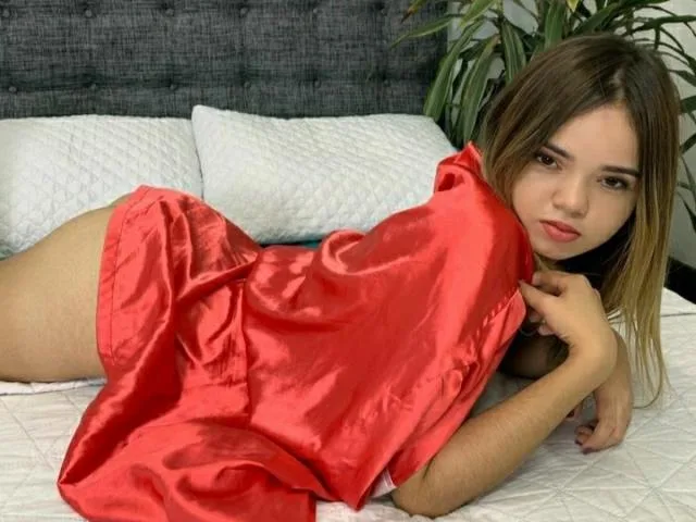 Camgirl Miaandluke en live webcam amateur