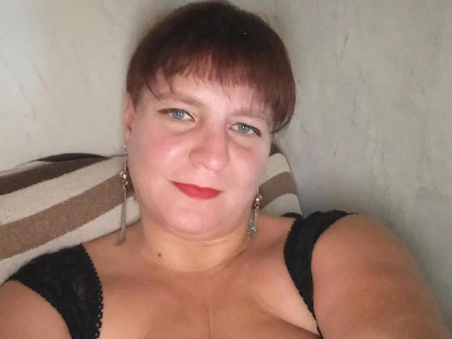 Camgirl NicoleGalaxy en live webcam amateur