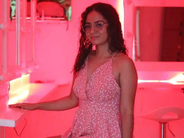 Camgirl MarinaSky en live webcam amateur