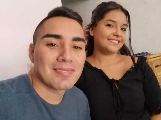 Camgirl CoupleMaxAndPaty en live webcam amateur