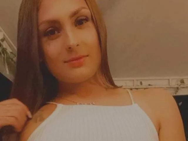 Camgirl HalyPinkSexy en live webcam amateur