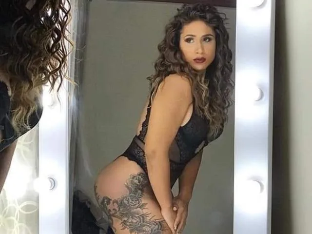 Camgirl CamilaAldana en live webcam amateur