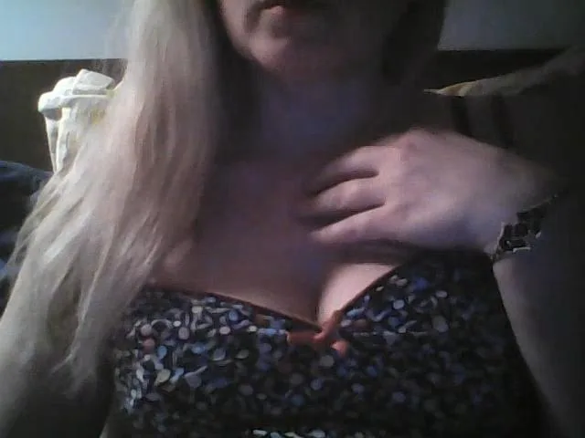 Camgirl AmePerdue en live webcam amateur