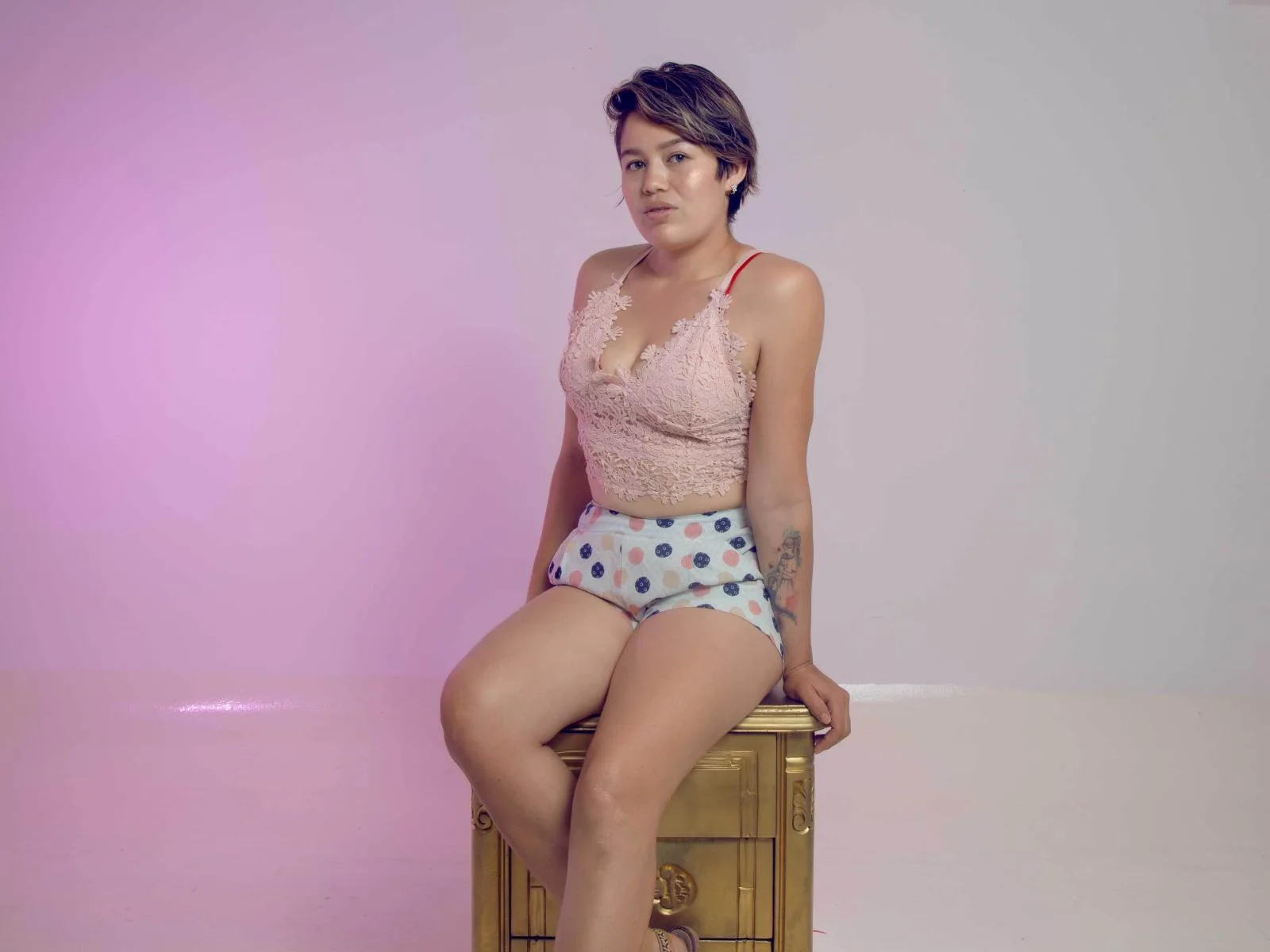Camgirl BriannaKarter en live webcam amateur sur Mustvideos
