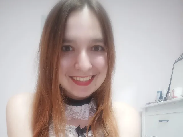 Camgirl BrattyFoxy en live webcam amateur