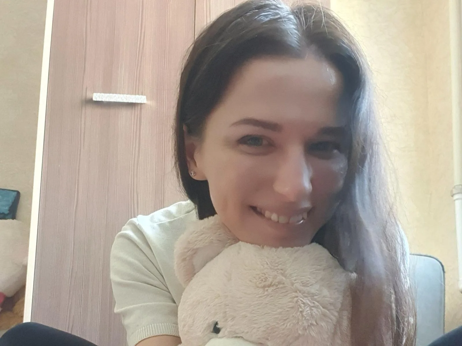 Camgirl PrettyLadie en live webcam amateur sur Mustvideos