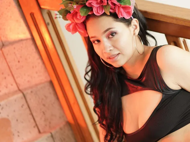 Camgirl YandiMalik en live webcam amateur