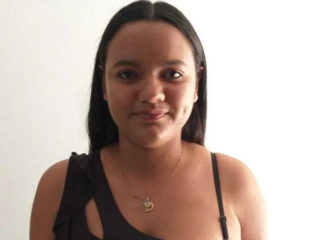 Camgirl XimenaStaford en live webcam amateur