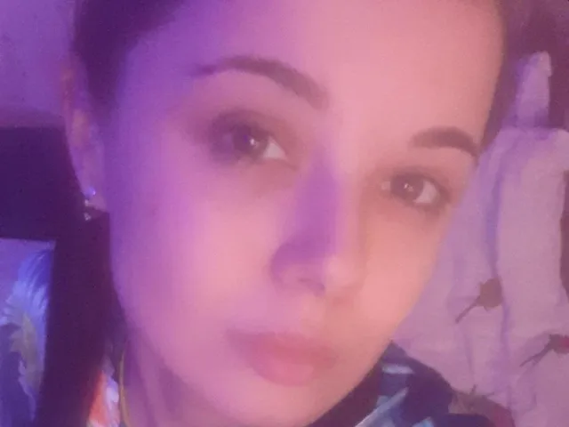 Camgirl SunsetSylvia en live webcam amateur