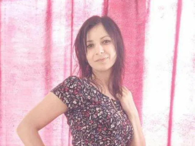 Camgirl MelElvine en live webcam amateur