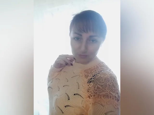 Camgirl DeniseMay en live webcam amateur