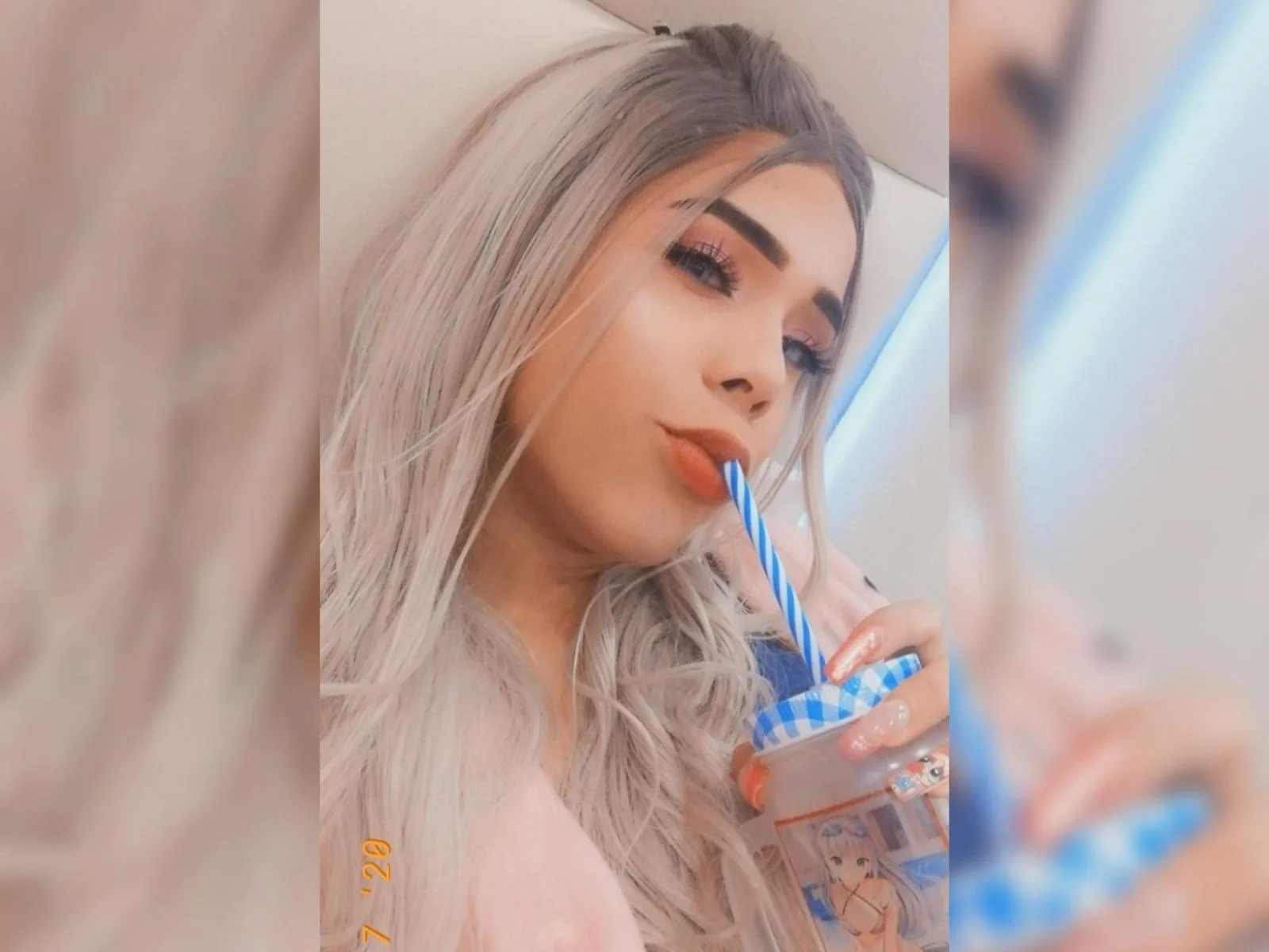 Camgirl KailySmithy en live webcam amateur sur Mustvideos