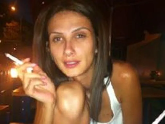 Camgirl MilaMillan en live webcam amateur