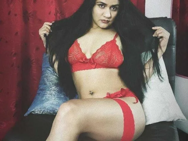 Camgirl CristalSub en live webcam amateur