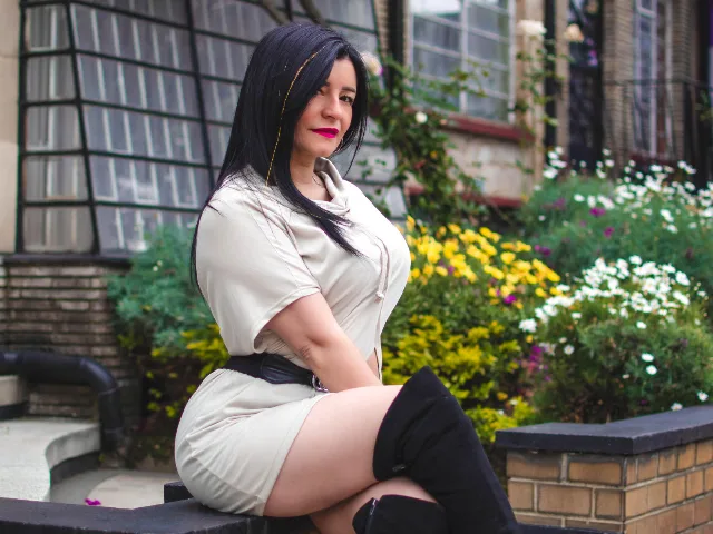 Camgirl SophiaCruz en live webcam amateur