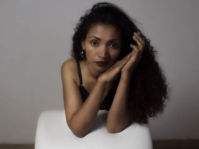 Camgirl AfrikaHot en live webcam amateur