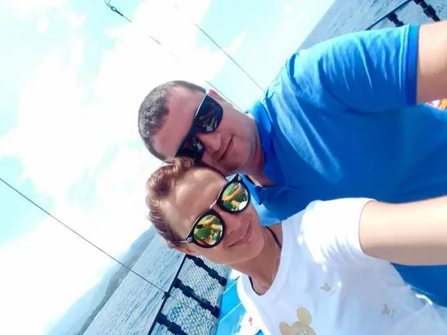 Camgirl MikeAndPolly en live webcam amateur