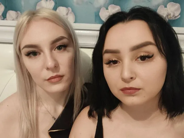 Camgirl Kisa69Kisa en live webcam amateur