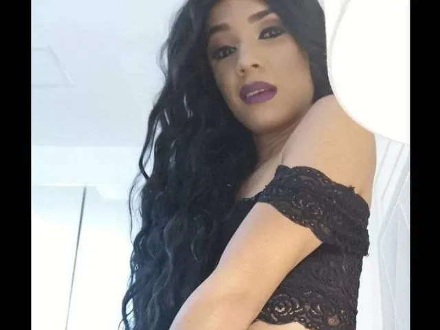 Camgirl ChantalSophie en live webcam amateur