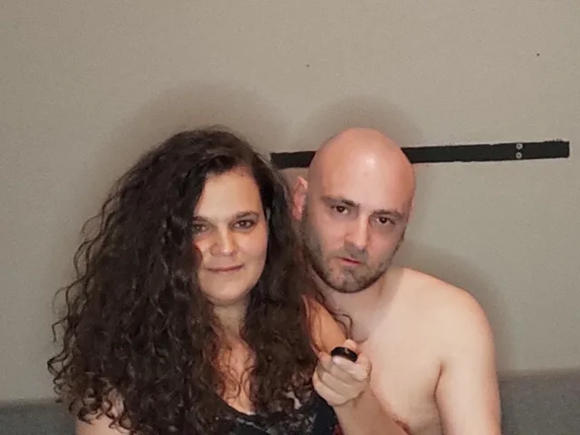 Camgirl Bintoue en live webcam amateur