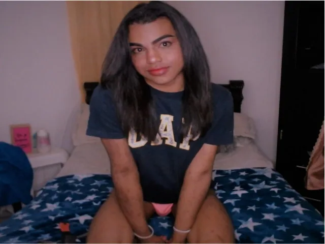 Camgirl SammyPinnk en live webcam amateur