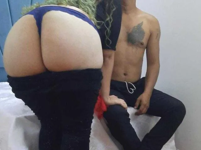 Camgirl PamelayKalet en live webcam amateur