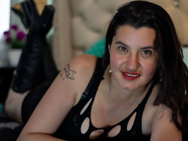 Camgirl RouseSweet en live webcam amateur