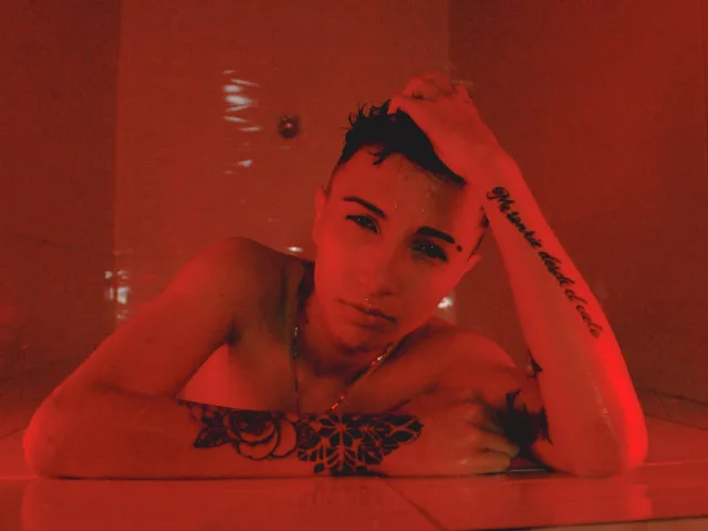 Camgirl Viego en live webcam amateur