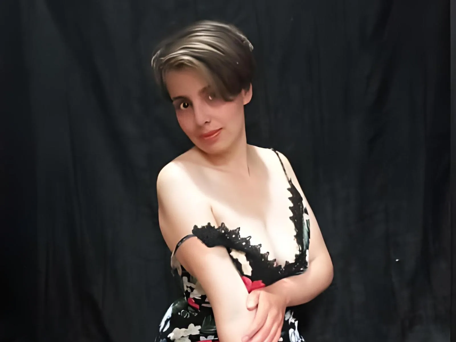 Camgirl SpotsSatin en live webcam amateur