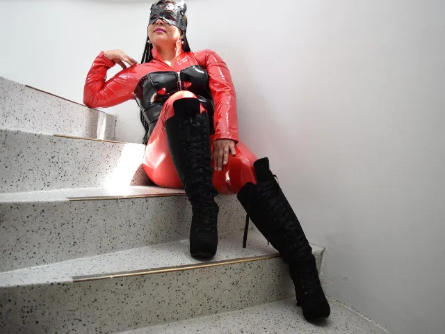 Camgirl MarcesWathw en live webcam amateur