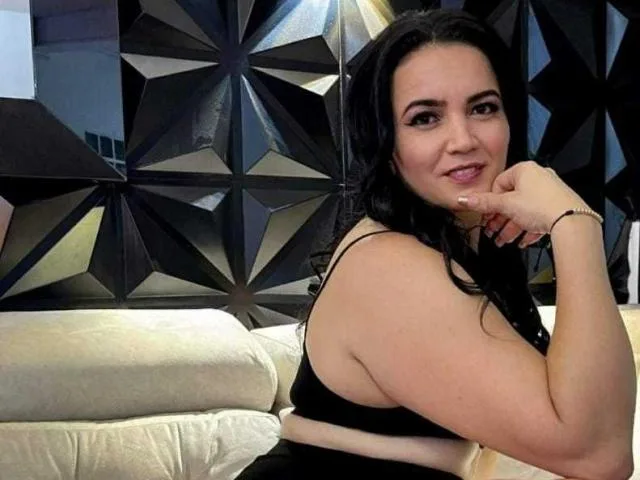 Camgirl AsslemJantzen en live webcam amateur
