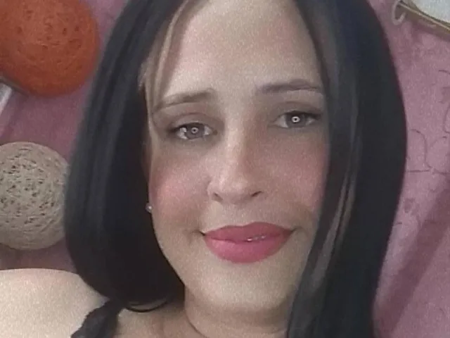 Camgirl ElektraBold en live webcam amateur