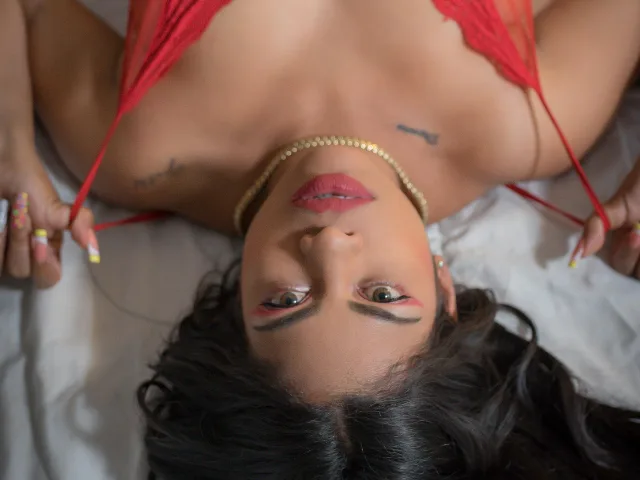 Camgirl NatalyVergara en live webcam amateur